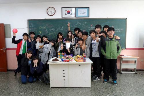 雪肌女實習(xí)老師孫彩敏