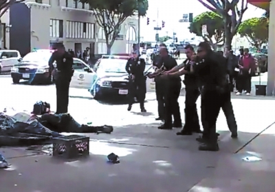 洛杉磯警察殺流浪漢