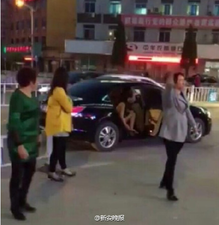 河南年輕女子遭游街