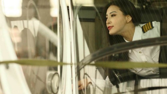 酷似范冰冰校花走紅