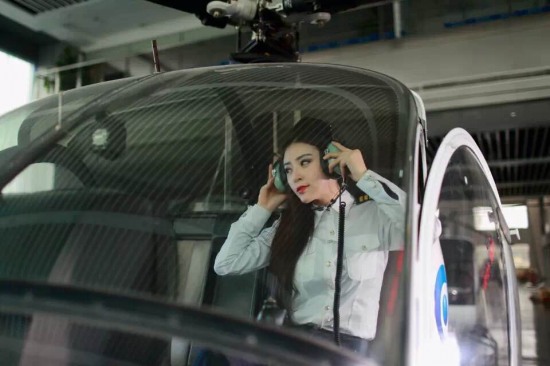 酷似范冰冰校花走紅