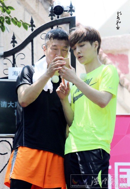 孫紅雷評價張藝興