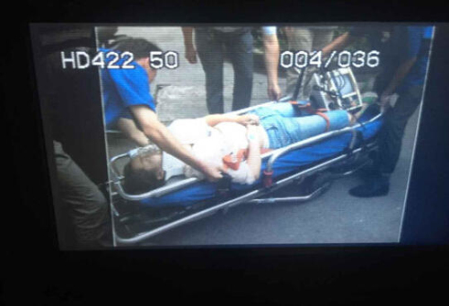 杭州21歲女孩被電梯夾死