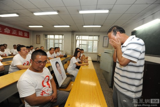 畢業十年再聚首