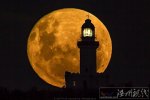 多地再現(xiàn)超級月亮 8月30日全球多地再現(xiàn)超級月亮
