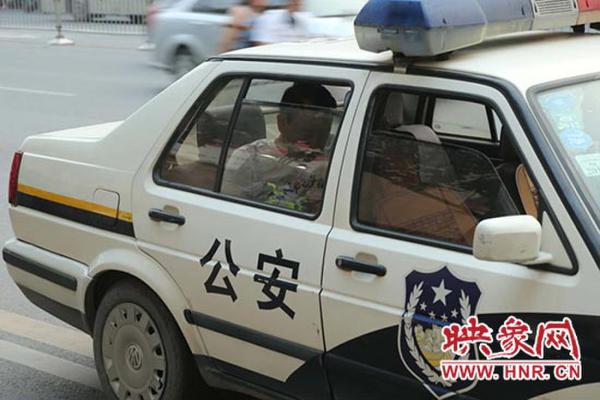 男童遭汽車碾壓