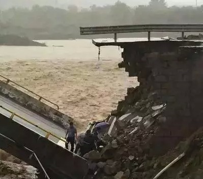瑞安高樓鎮高樓大橋垮塌