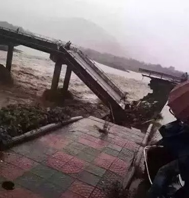 瑞安高樓鎮高樓大橋垮塌