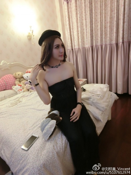 蛇精男劉梓晨叫板范冰冰