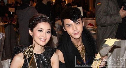 陳偉霆阿Sa證實分手