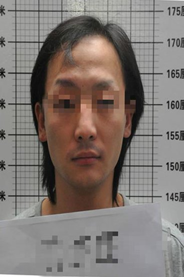 男扮女裝工作4年