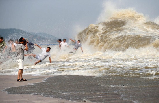 錢塘江觀潮