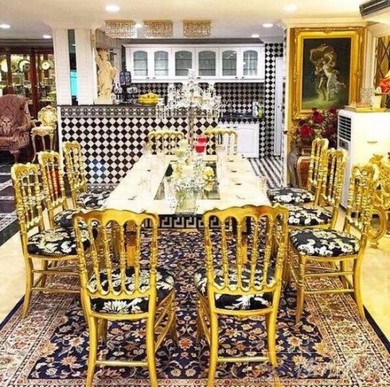 泰國母子炫富成癮