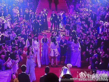 林志玲搶到baby扔出的捧花