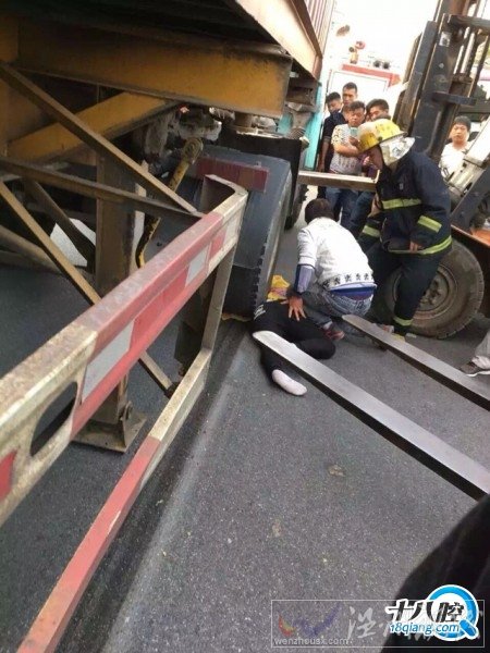 義烏青口車禍現場