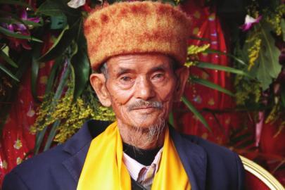 段譽后人展一陽指