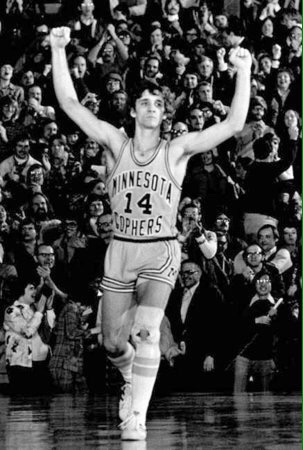 森林狼主教練離世