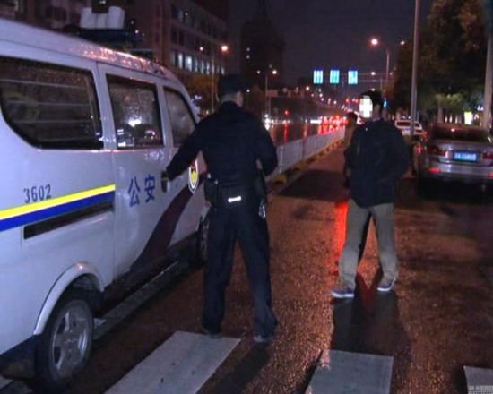 兩男子頻吃霸王餐