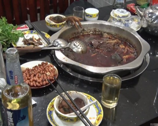 兩男子頻吃霸王餐