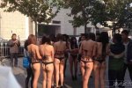 丁字褲美女游街 北京國貿丁字褲模特游街宣傳