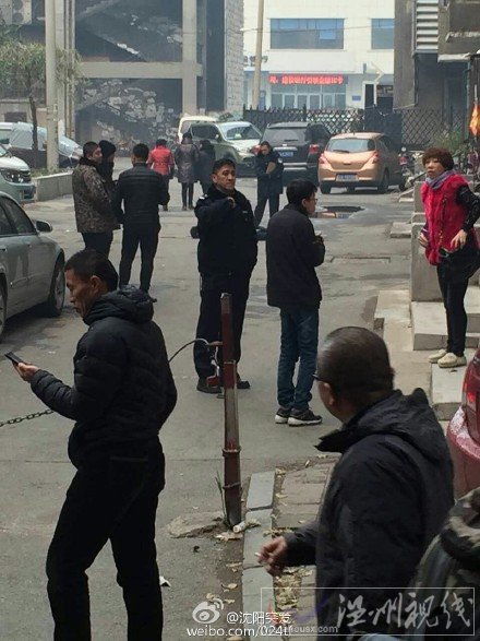 沈陽魯爾大廈附近有人跳樓