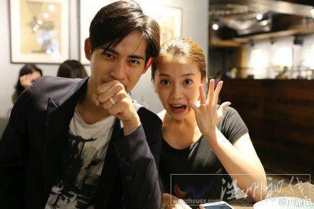 周渝民領(lǐng)證結(jié)婚