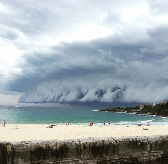 暴風(fēng)雨橫掃悉尼