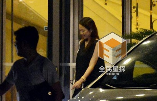 章子怡被曝赴美待產