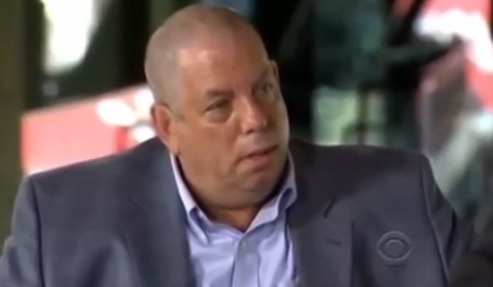 老板偽裝新人視察