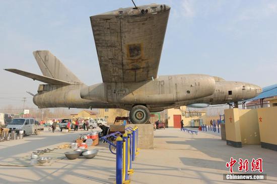 趕集現場現轟炸機