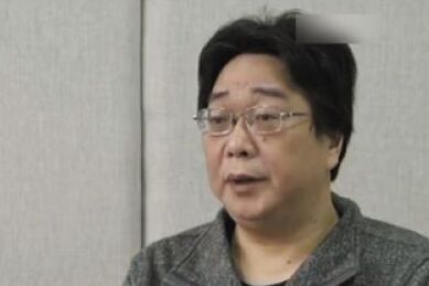 書店老板畏罪自首