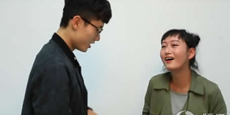 親吻陌生人活動