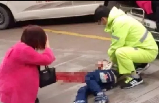 金華東陽南市街道賈宅村車禍