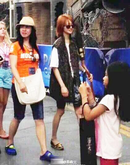 鄭爽再瘦成紙片人