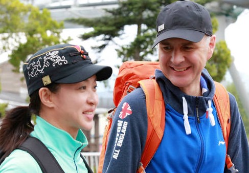 金星錄節(jié)目險震怒 真人秀《極速前進》第三季