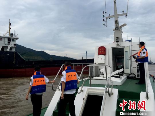 浙江臺風(fēng)尼伯特