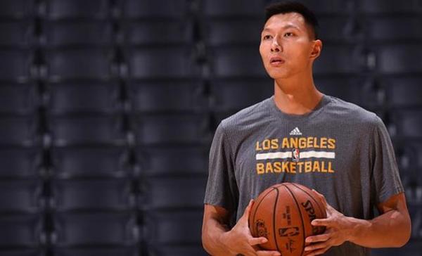 湖人正式裁易建聯