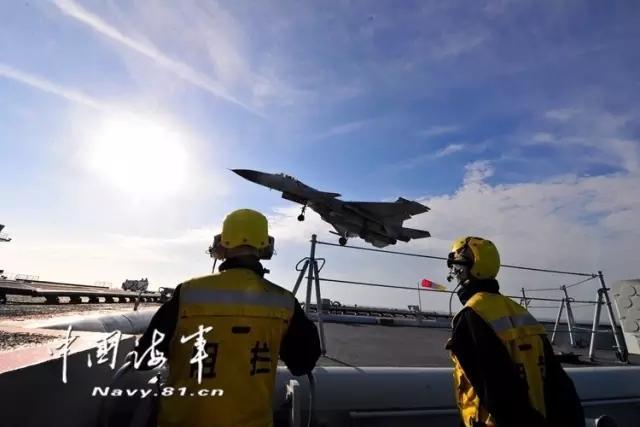 航母男神集體曝光