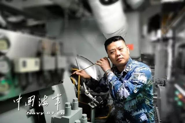 航母男神集體曝光