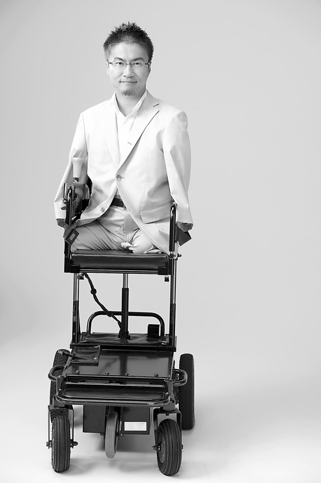 無腿作家出軌50人