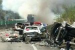 清連高速車禍 19車相撞已造成6人死亡16人受傷