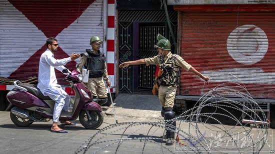 克什米爾暴力事件