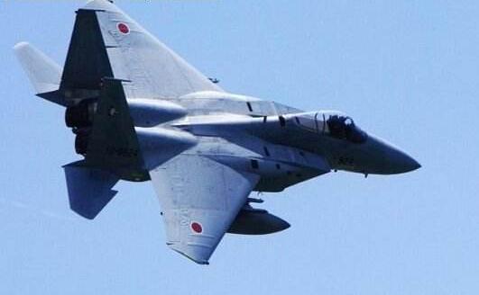 日本戰機緊急起飛