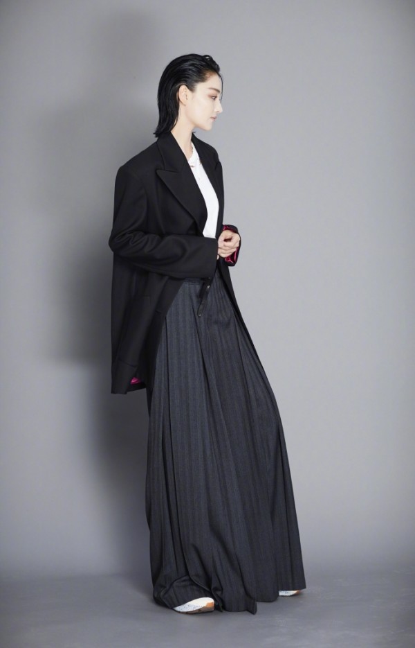 張馨予剪掉長發