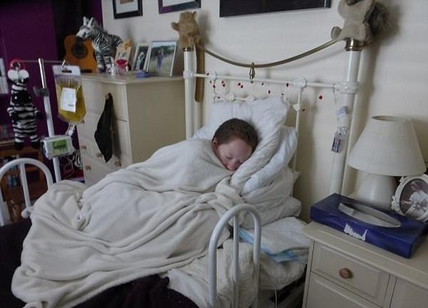 少女三年米面未進