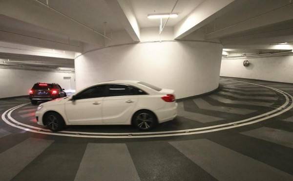 重慶神級停車庫