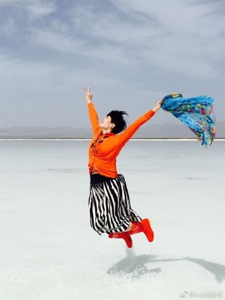 阿姨7條絲巾照相