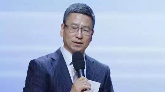 白巖松又嗆國足