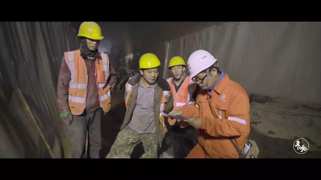 在生命禁區(qū)修鐵路