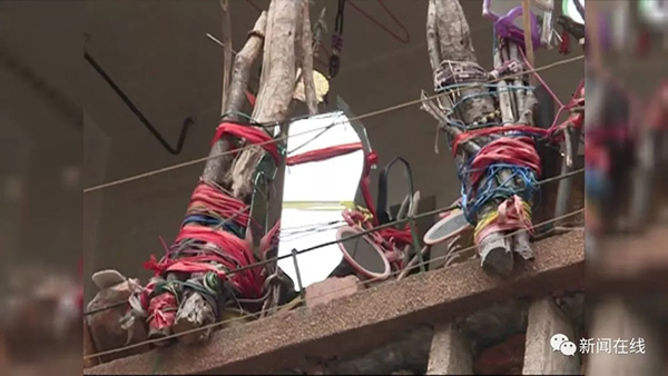 陽臺掛上百面鏡子